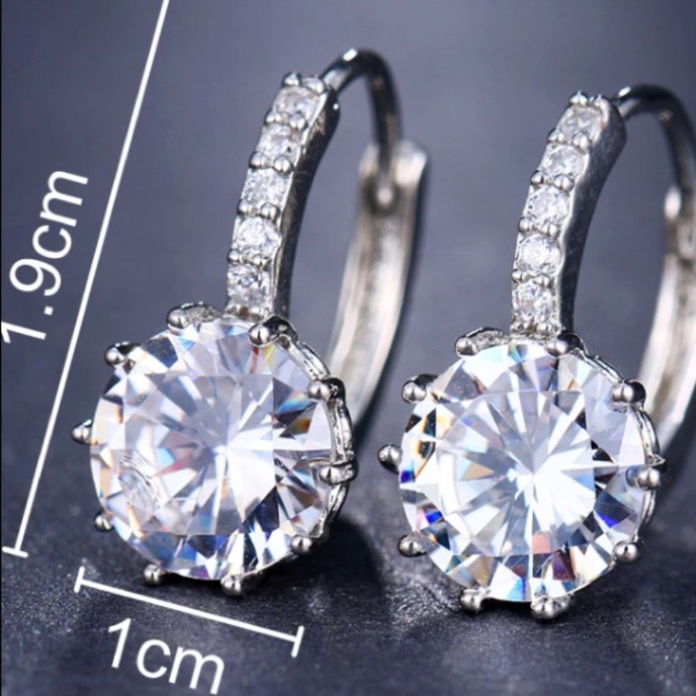 18K white gold plated stud earrings - Picture 2 of 3